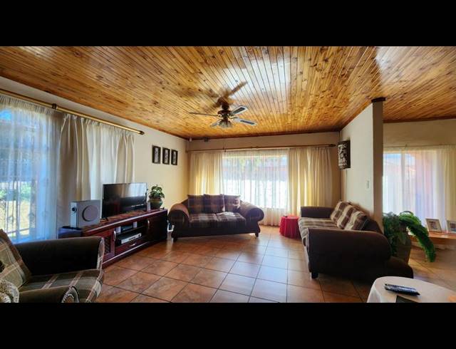 3 BEDROOM HOUSE FOR SALE IN DORANDIA